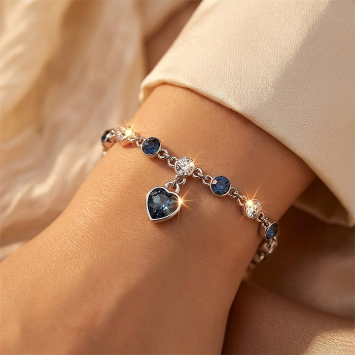 Bracelet chaîne cœur en argent et saphir