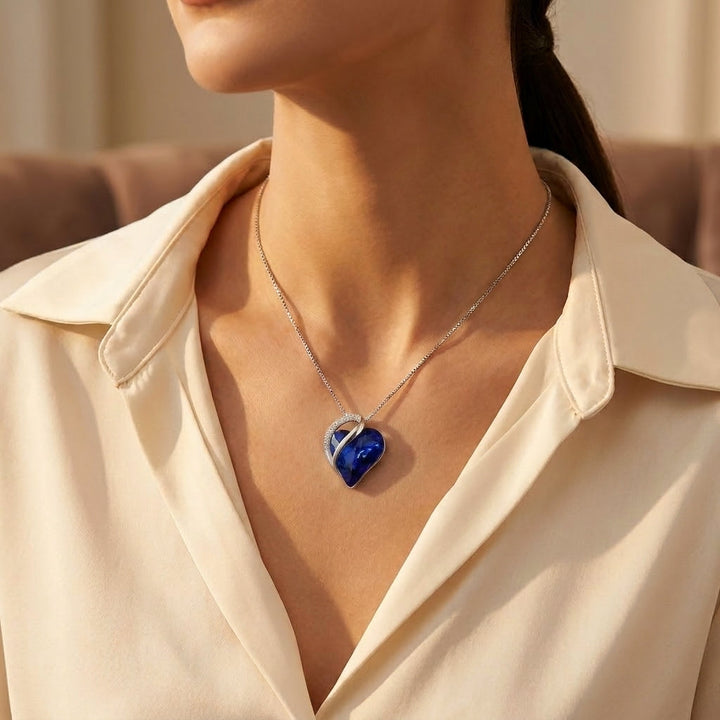 Collier cœur en argent et saphir